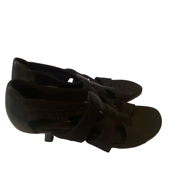 Areoles Comfy & Stylish Mesh Upper Rubber Sole Sandals in Ladies Size 8M - Picture 2 of 6